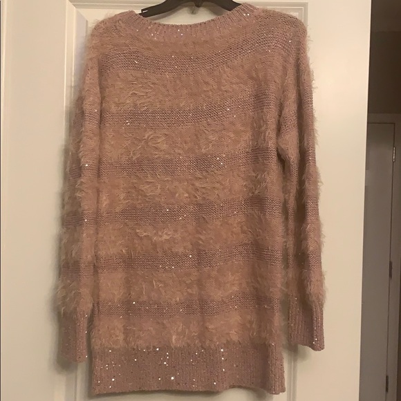 Bebe mauve sequined/fuzzy sweater M - Picture 3 of 4